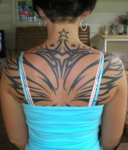 tribal-tattoos-for-women-on-upper-back-upper-back-tribal-tattoo-20140926141558-5425751e4e5c5